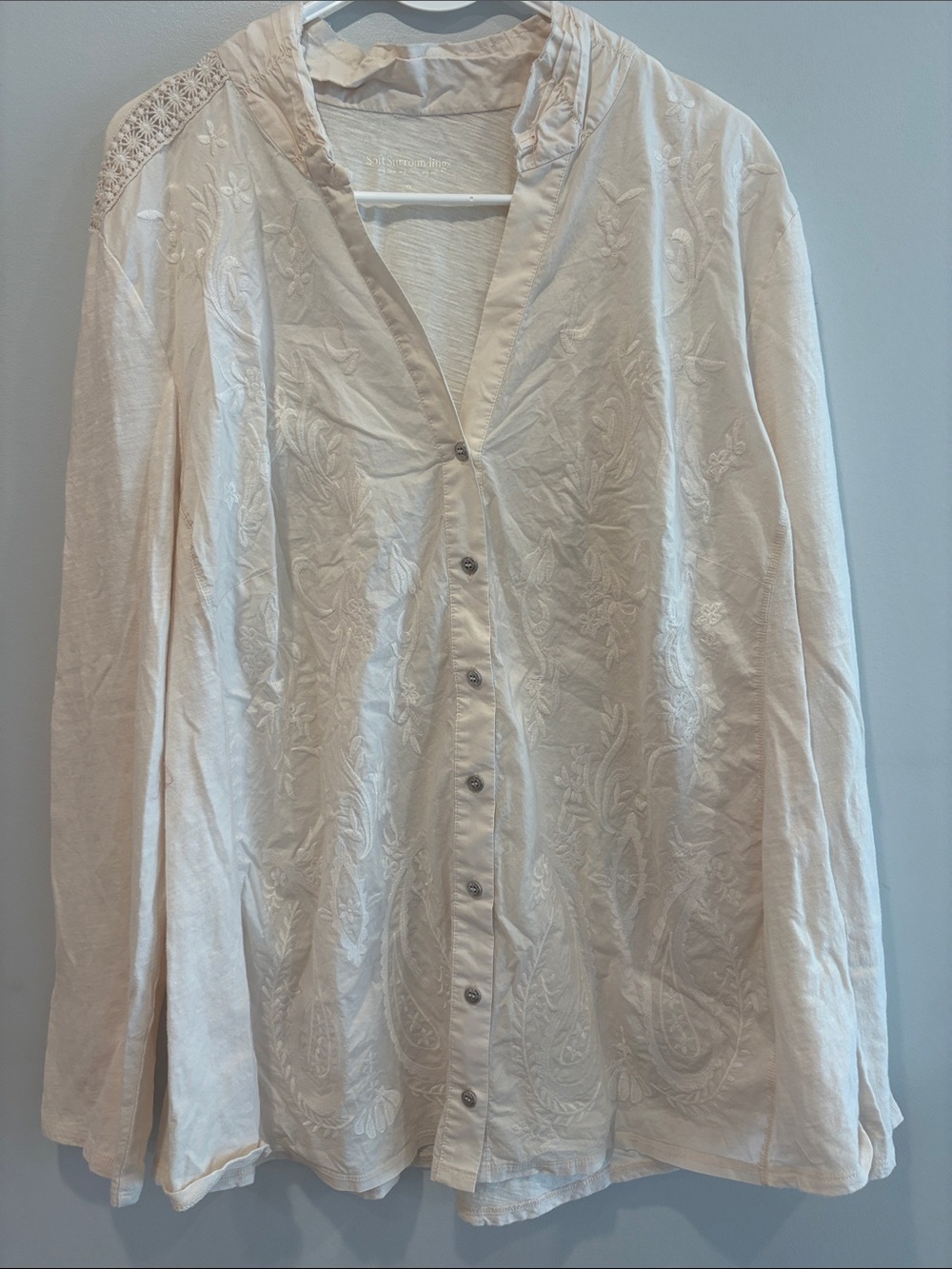Soft Surroundings Cream Embroidered Button-Down Shirt ptp 25 does stretch